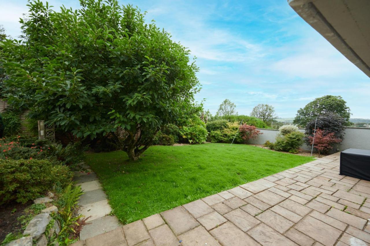 Sea Gem- Beautiful Family Home With Stunning Sea Views & Garden Тенби Екстериор снимка